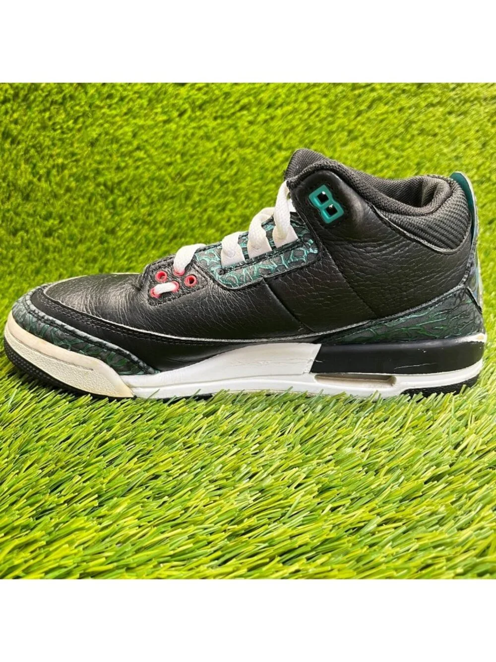 Nike Air Jordan 3 Retro Moto Boys Size 6Y Black Green Athletic Shoes Sneakers